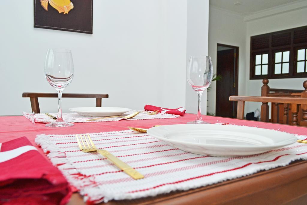 Angel Tower Bed and Breakfast Kandy Exteriör bild
