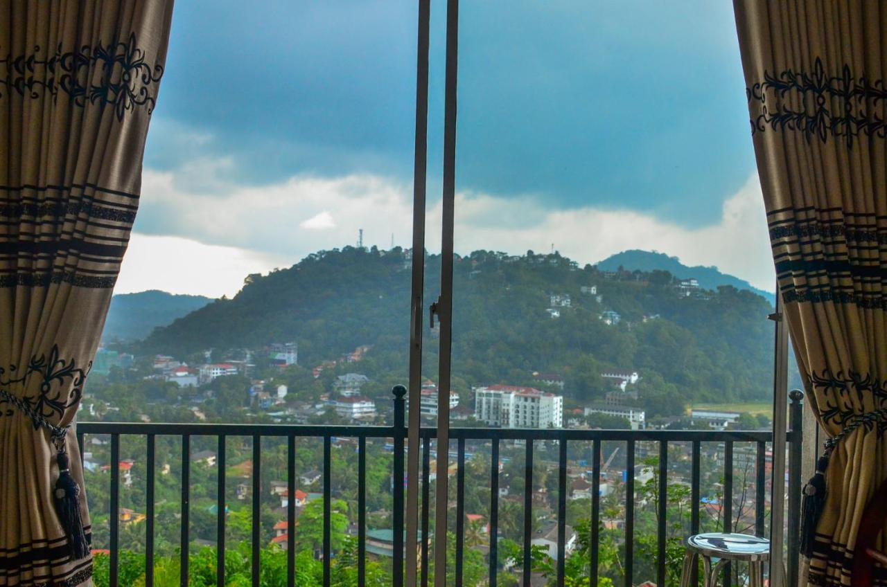Angel Tower Bed and Breakfast Kandy Exteriör bild